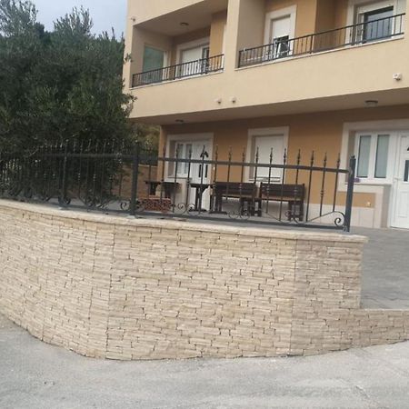 Andela 3 Apartment Makarska Bagian luar foto