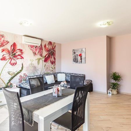 Andela 3 Apartment Makarska Bagian luar foto