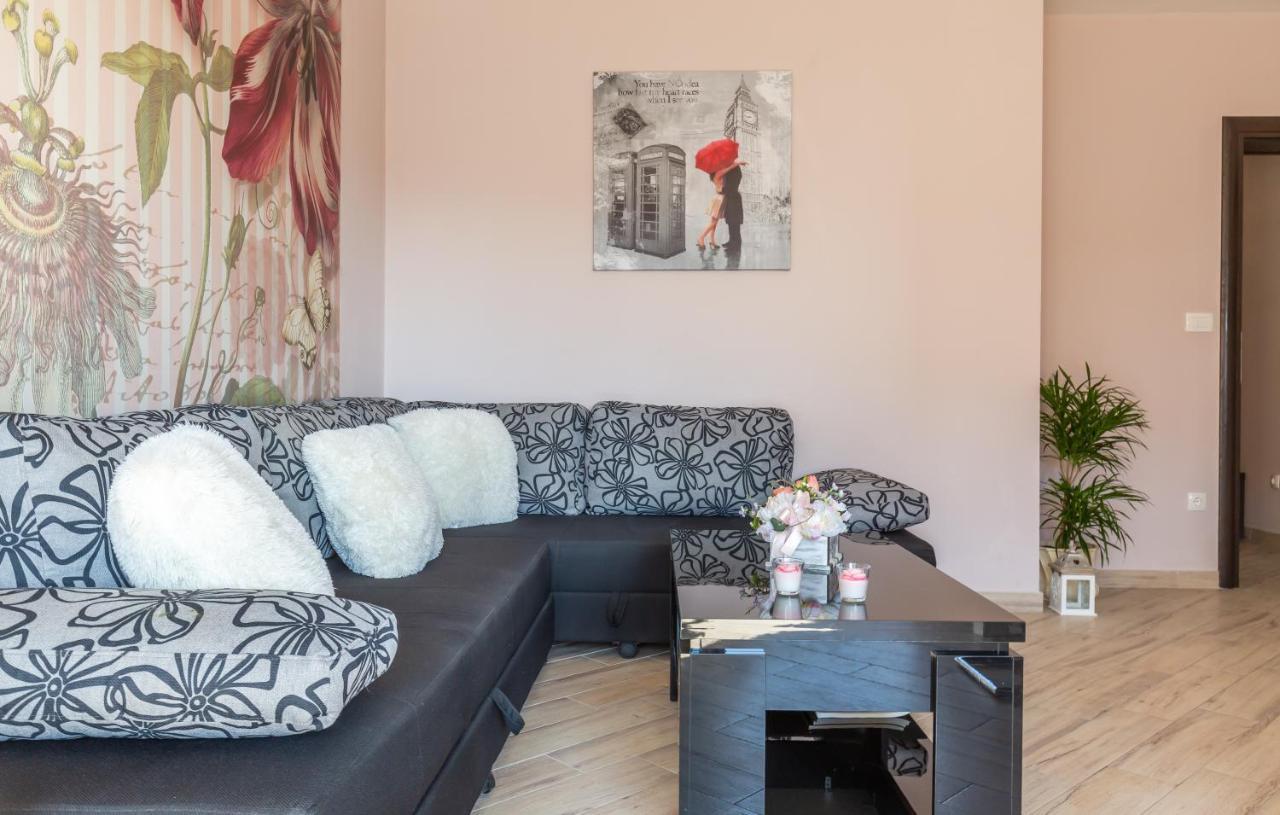 Andela 3 Apartment Makarska Bagian luar foto